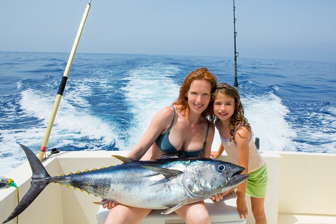 4-Hours of Deep Sea Fishing in Punta Cana - Is This Tour Good for Families, Couples, or Groups?