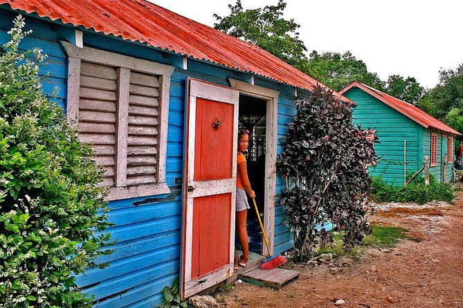 8-Hour Tour Enjoying the Dominican Culture Through the Countryside - Key Things You’ll Notice On This Punta Cana Countryside Culture Tour