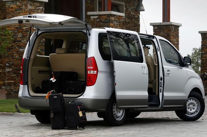 Airport shuttle to Punta Cana Hotels - Where you’re dropped off: hotel area handoff in Punta Cana