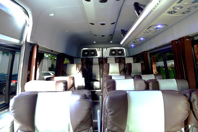 Arrival Luxury Transportation: Punta Cana International Airport to Hotels (1-5) - Time math and price value: $89.82 per vehicle up to 5
