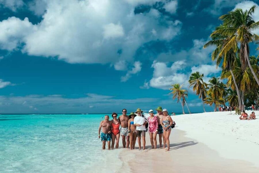 Bavaro: Saona Island Speedboat Tour with Open Bar - Key Points to Know Before You Go
