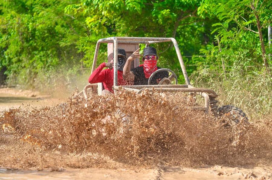 Booggy Adventure en Macao: Cuevas, Playa y Barro Extremo - Cuevas and the Cenote Cave Experience