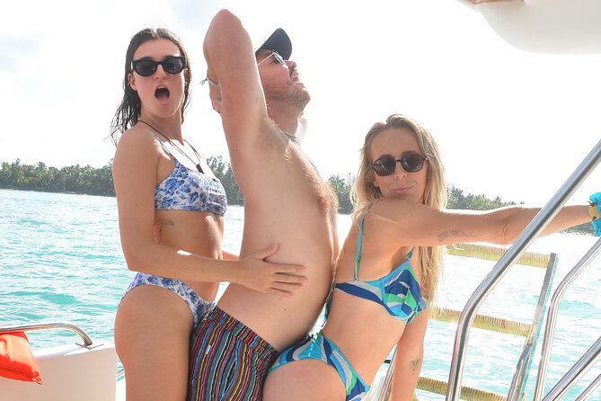 Boots and Booze in Punta Cana, A COUNTRY Party Boat Cruise - Getting there: pickup and mobile ticket flow