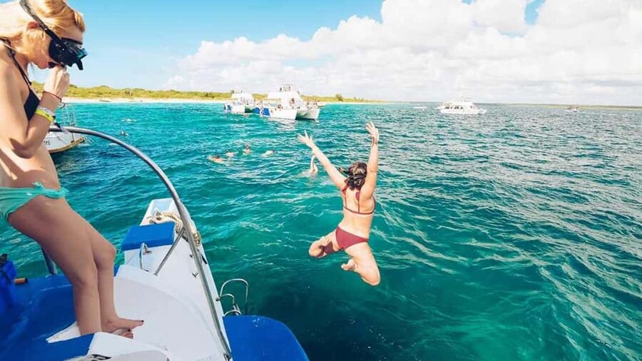 Catalina Island: Day Trip - Best Snorkeling! - Beach Time and Buffet Lunch on Catalina Island
