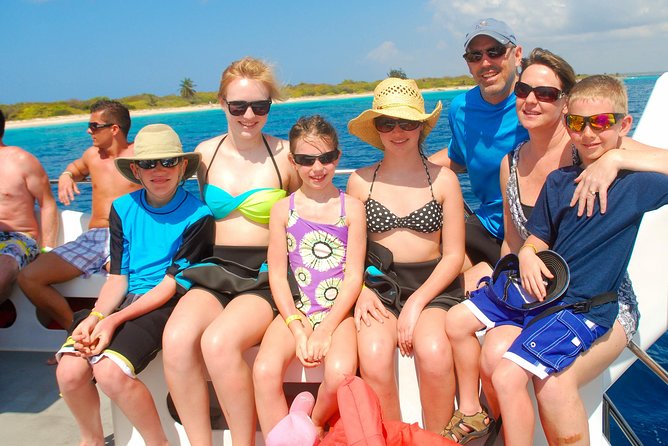 Catalina Island DayTrip + Great Snorkeling - Open Bar and Buffet Lunch: More Than a Perk