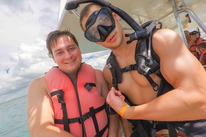 Catalina Island - Full Day All Inclusive Experience - Beach Time on Catalina: 2 Kilometers of Sand and Time to Swim