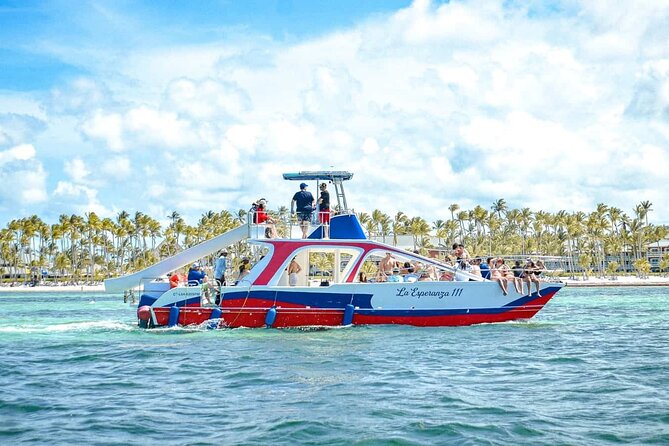 Catamaran Party in Punta Cana with Unlimited Drinks - What to Pack (So the Boat Day Doesn’t Get Annoying)