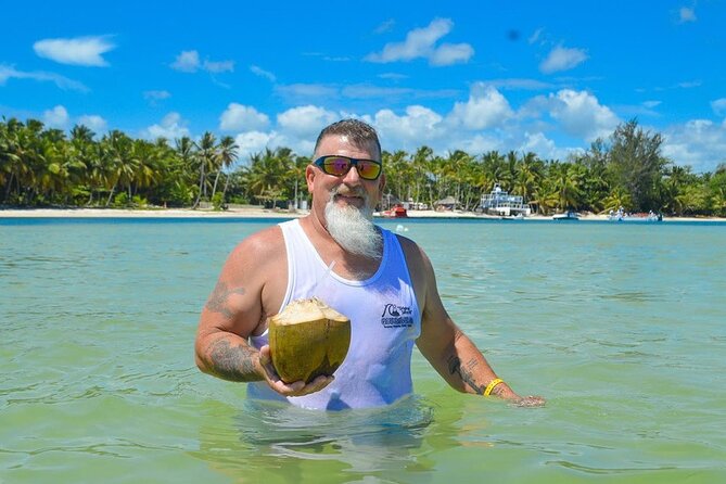 Catamaran Tour in Bavaro, Punta Cana – Snorkeling Experience - Unlimited drinks and snacks: fun perk or mismatch?