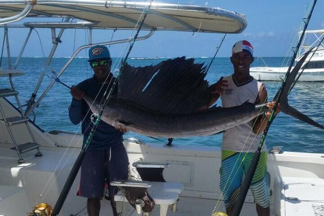 Deep Sea Fishing Half Day - From shore to water: what the boat setup means for your comfort
