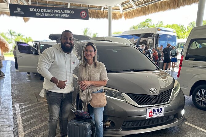 Exclusive Minivan Airport Transfers in Punta Cana - Meeting your driver at Punta Cana Airport (without the guesswork)