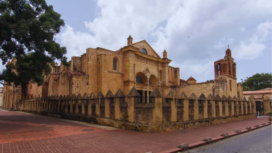 Exclusive VIP Excursion: Santo Domingo from Punta Cana – Private Service - The National Pantheon: Where Dominican Heroes Rest