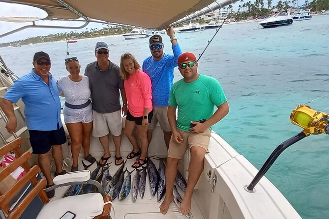 FISHING PRO CHARTERS - Boat Excursion – Mar-Quesa - The boat ride reality check: rough swells, sea sickness, and what to do about it