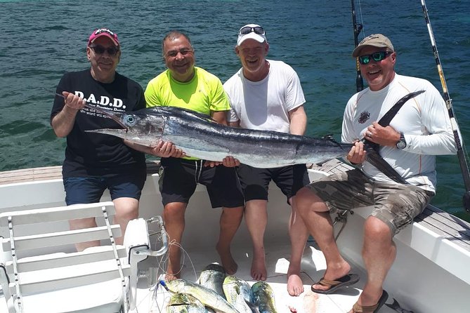 FISHING PRO CHARTERS - Boat Excursion - Sobre Las Olas - Price and Value for a Private Group (Up to 9)