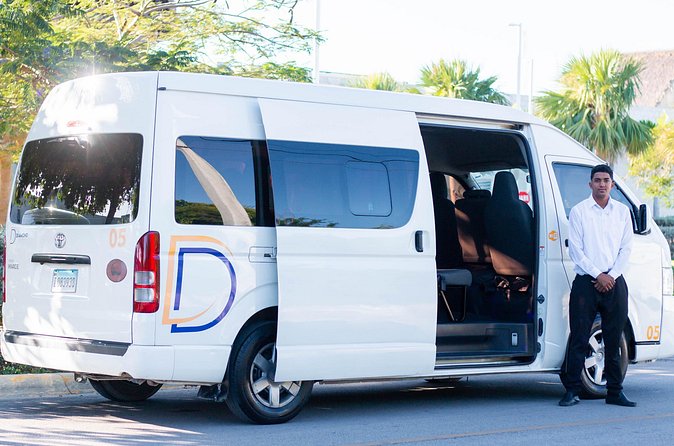 From and to Punta Cana airport(PUJ)<=>All places and hotels in Bávaro Punta Cana - Price for $33 per Group: When It’s a Great Deal