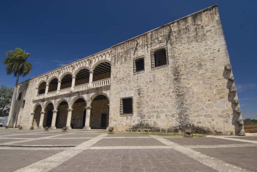 From Punta Cana: Full-Day Santo Domingo City Tour - Colonial Core Landmarks: Columbus Park, the Cathedral, and Las Damas