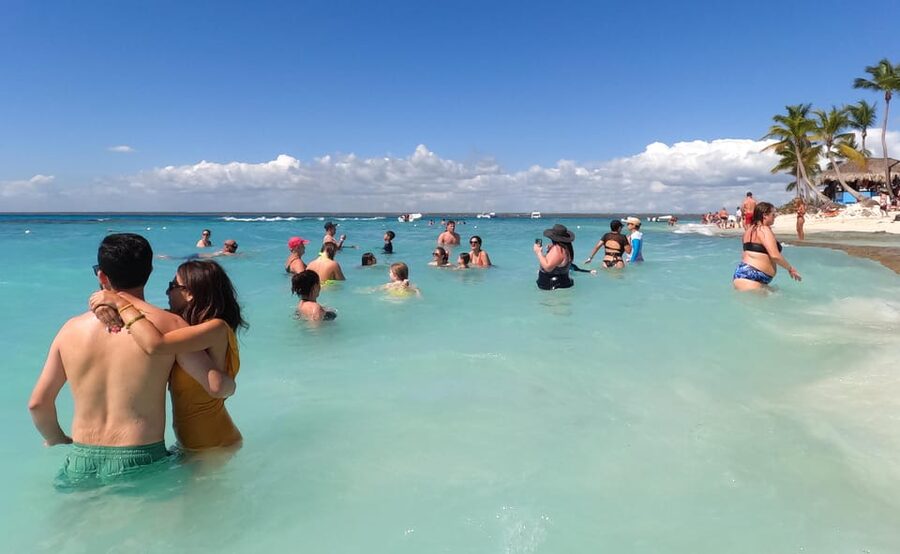 From Punta Cana or Bayahibe: Catalina Island with Snorkeling - Quick booking tips that actually help