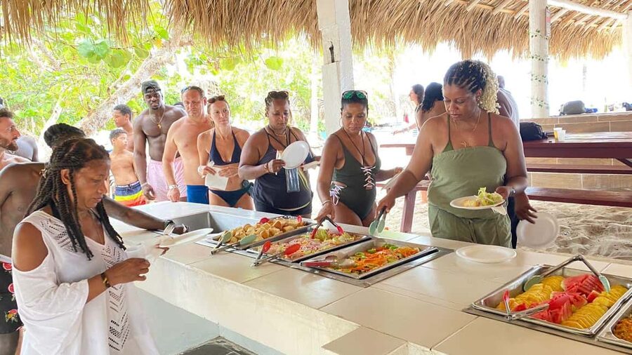 From Punta Cana or Bayahibe: Catalina Island with Snorkeling - Catamaran rides: short, but plan for the routine