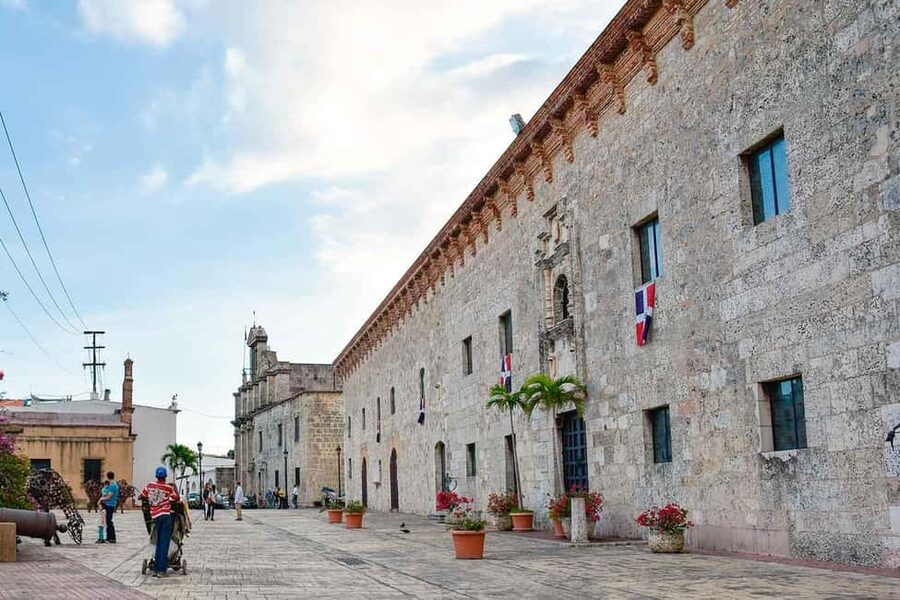 From Punta Cana: Santo Domingo Full-Day Tour with Lunch - Who should book this Santo Domingo full-day tour (and who might skip)?