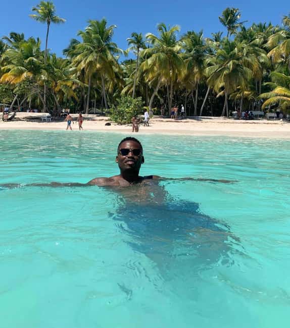 From Punta Cana: Saona Island Boat Trip with Buffet - Drinks and lunch: what’s included and what that means on-site