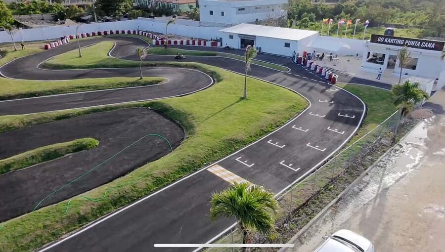 GO-KARTS: PUNTA CANA - Track setup, karts, and safety gear that make it feel controlled