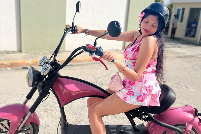 Guided E Bike City Tour in Punta Cana - Stop 3: Caribbean Lake Park quick look (10 minutes)