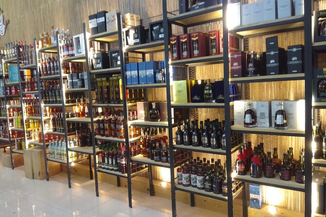 Guided Shopping Tour - Rum tasting, chocolate factory, Cigar factory - Key things to know before you go