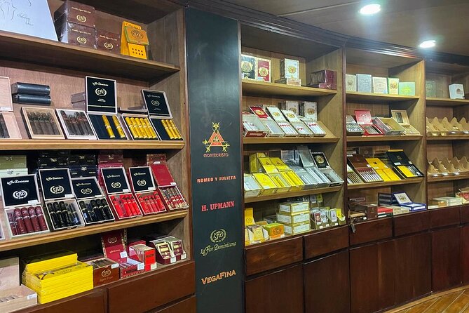 Guided Tour to Don Lucas Cigars Factory and Souvenirs Store - The souvenir store: how to turn the visit into gifts you’ll actually want