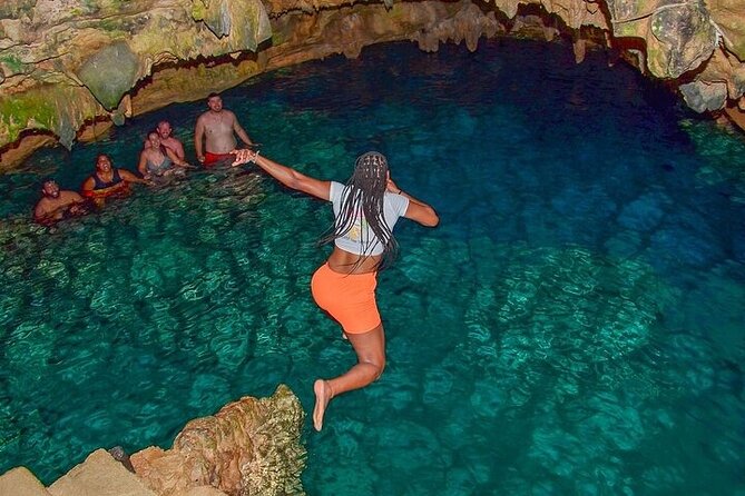 Half-Day 4x4 ATV Adventure: Macao Beach, cenote & Local Flavors - Stop 2: Los Hoyos del Salado cenote (the 25-foot-deep water cave)