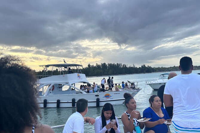 Half-Day Tour with Punta Cana Beach Boat Party - Stop 1: Playa Los Corales and the Chance to Dance