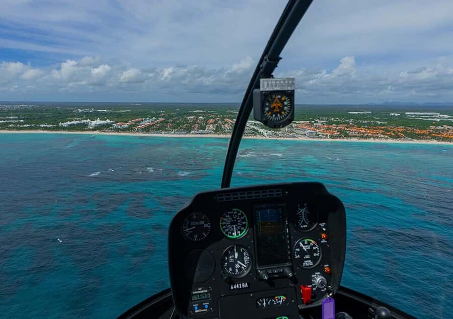 HELICOPTER TOUR - Celebrity villas and the real meaning of high views