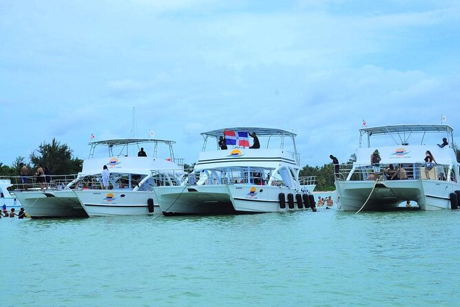 Hip Hop Beat and Live Dj Adults Only Party Boat and Free drinks - Snorkeling at the coral reef: what’s included and how to enjoy it