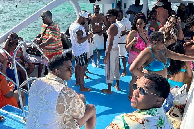 Hip-Hop Party Boat with Dj Live Adults Only and Unlimited Drinks - Food Reality Check: Snacks Are Included, Not a Full Lunch