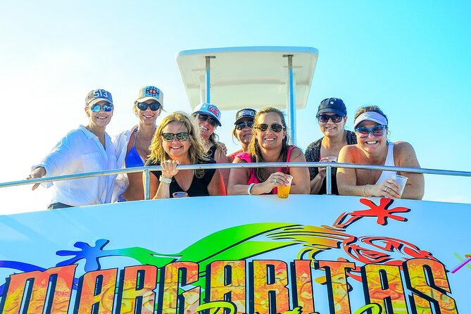 Hip Hop solo para adultos PartyBoat con Bebidas ilimitadas y Bar - Price and Value: Why $65 Can Make Sense for Adults-Only Fun