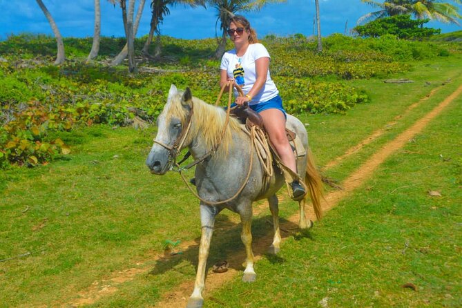 Horse back riding (Punta Cana/Bavaro) - The Village and Natural Chocolate Stop: A Cultural Add-On or a Sales Detour