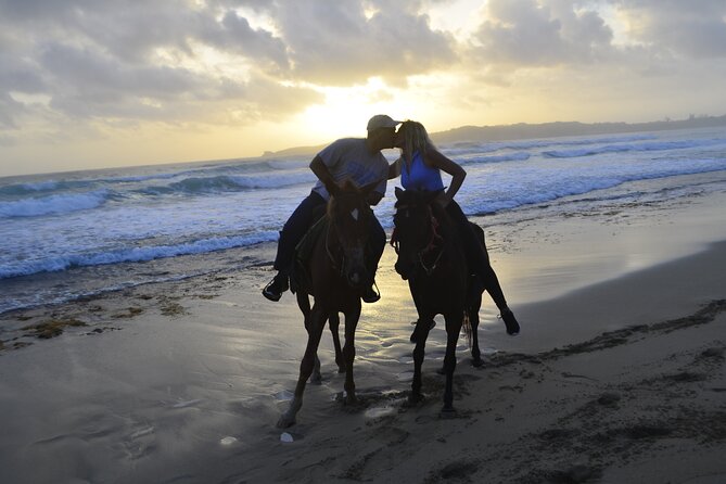 Horseback Riding at Sunrise on the Beach of Punta Cana - Weather and sunrise plans: when the schedule changes