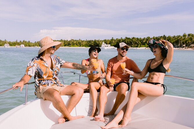 Luxury Private Family Sailing Tour in Punta Cana - The first big moment: reef snorkeling in the Punta Cana waters