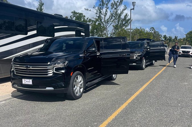 Luxury Transfer between Punta Cana Airport and Uvero alto Hotels - The 45-Minute Ride: What to Expect and How to Use the Time