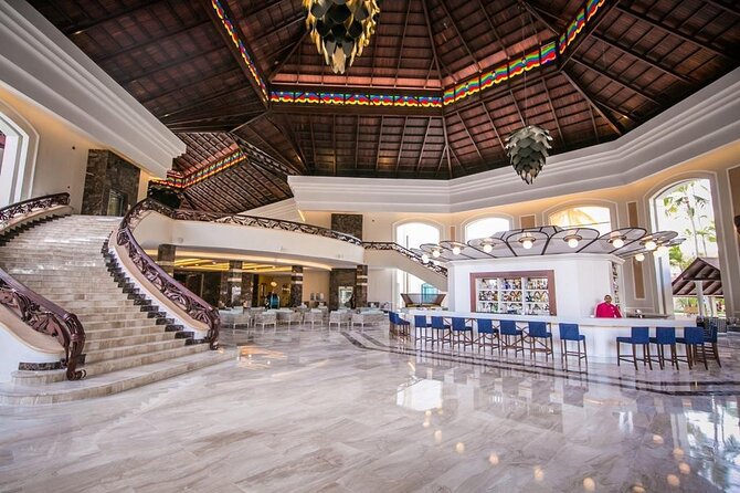 Majestic Mirage - Round Trip Shuttle - Punta Cana Airport - When a private shuttle needs your attention