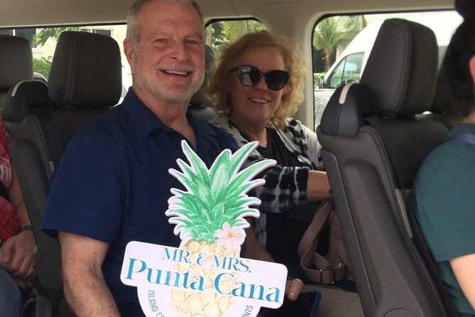 Mr&Mrs Punta Cana Private Roundtrip Transfer Airport-Hotel - Van comfort and the reliability factor that matters