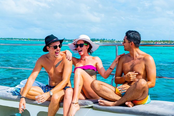 PACKAGE DEAL Catamaran- Snorkeling - Hooka Diving - Parasailing - The open bar and party cruise: fun factor, with a reality check