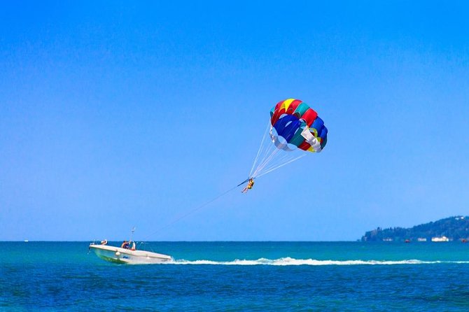 Parasailing Adventure in Bavaro Beach, Punta Cana - Safety and the guide: what’s included and what to watch