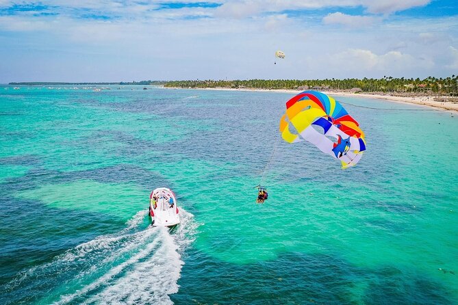 Parasailing in Bavaro - Getting picked up in Punta Cana without losing your day