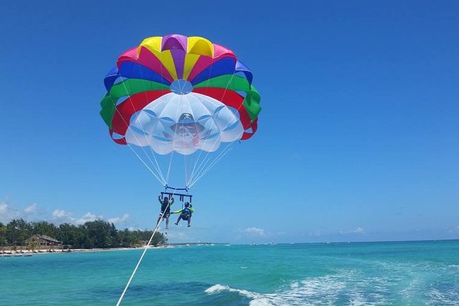 Parasailing in Punta Cana - Timing, Waiting, and How to Spend the Day Without Getting Cranky