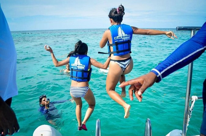 Party Boat / Catamaran Party in Punta Cana - Open Bar Reality: Unlimited Drinks, With One Catch