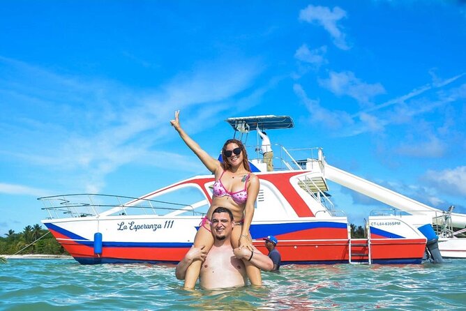 Party boat in Catamaran with Open Bar adults only - Price and value check: is $47.50 worth it?