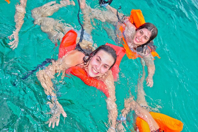 Party boat, Snorkeling, Sand-bar open bar in Bávaro Beach - What this Bávaro party boat gets you for $54