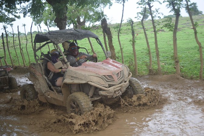 Platinum Buggy Adventure - Pickup, Small Group Attention, and How the Guide Helps