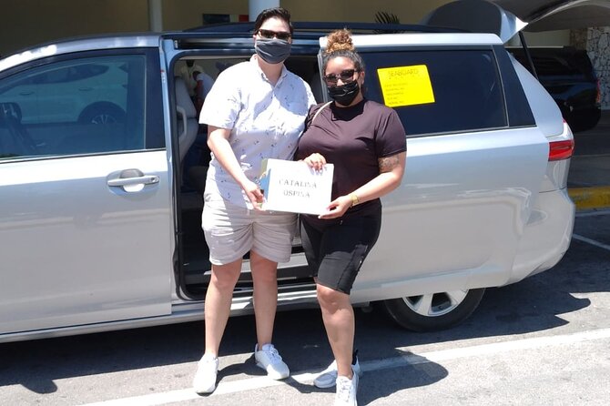Private Airport Transportation to Punta Cana and Bávaro Hotels - Language support and group discounts: small perks with real impact
