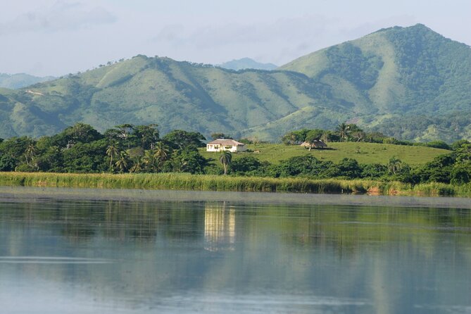 Private Boat Nature Tour of Limón Beach and Lagoon - FAQ