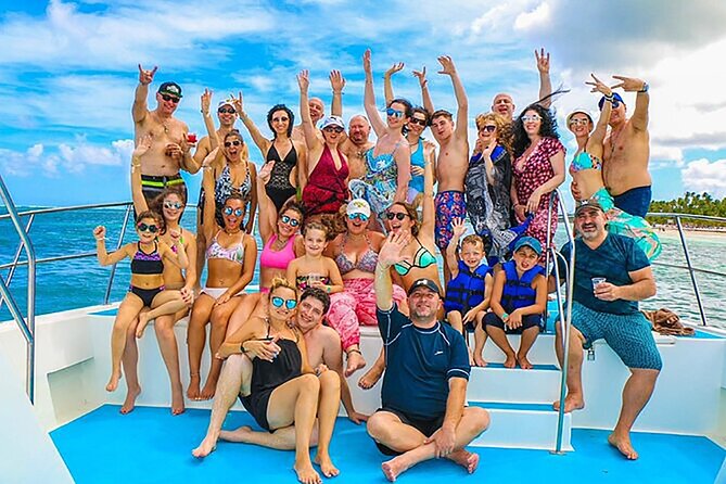 Private Catamaran Party with Snorkeling and Unlimited Drink - Price and value: what $890 buys your group of up to 11